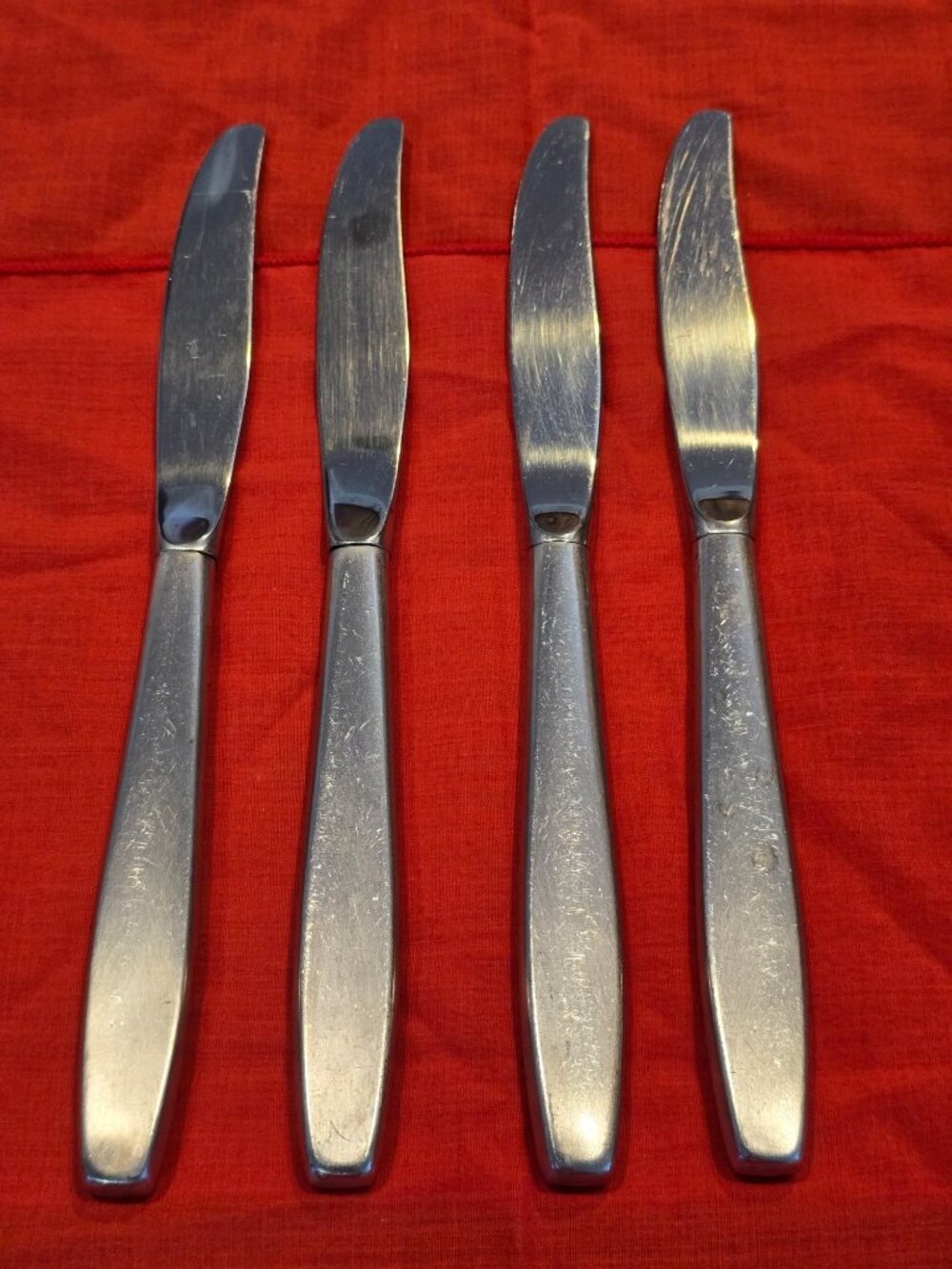 Vintage International Stainless Deluxe TODAY Knife Set Of 4 READ